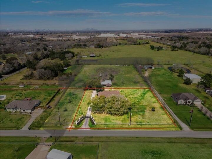 Property Photo: 7737 Brookside Road TX 77581