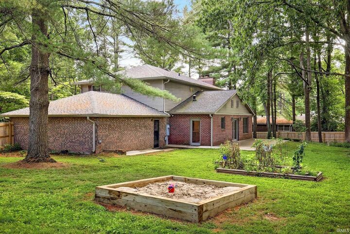 Property Photo: 317 E Rusgan Drive IN 47408