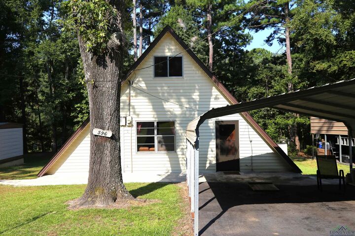 Property Photo: 596 Autumn Trail TX 75630