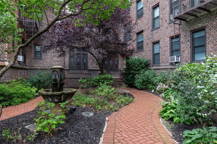Property Photo:  12 Hempstead Avenue 2  NY 11570 