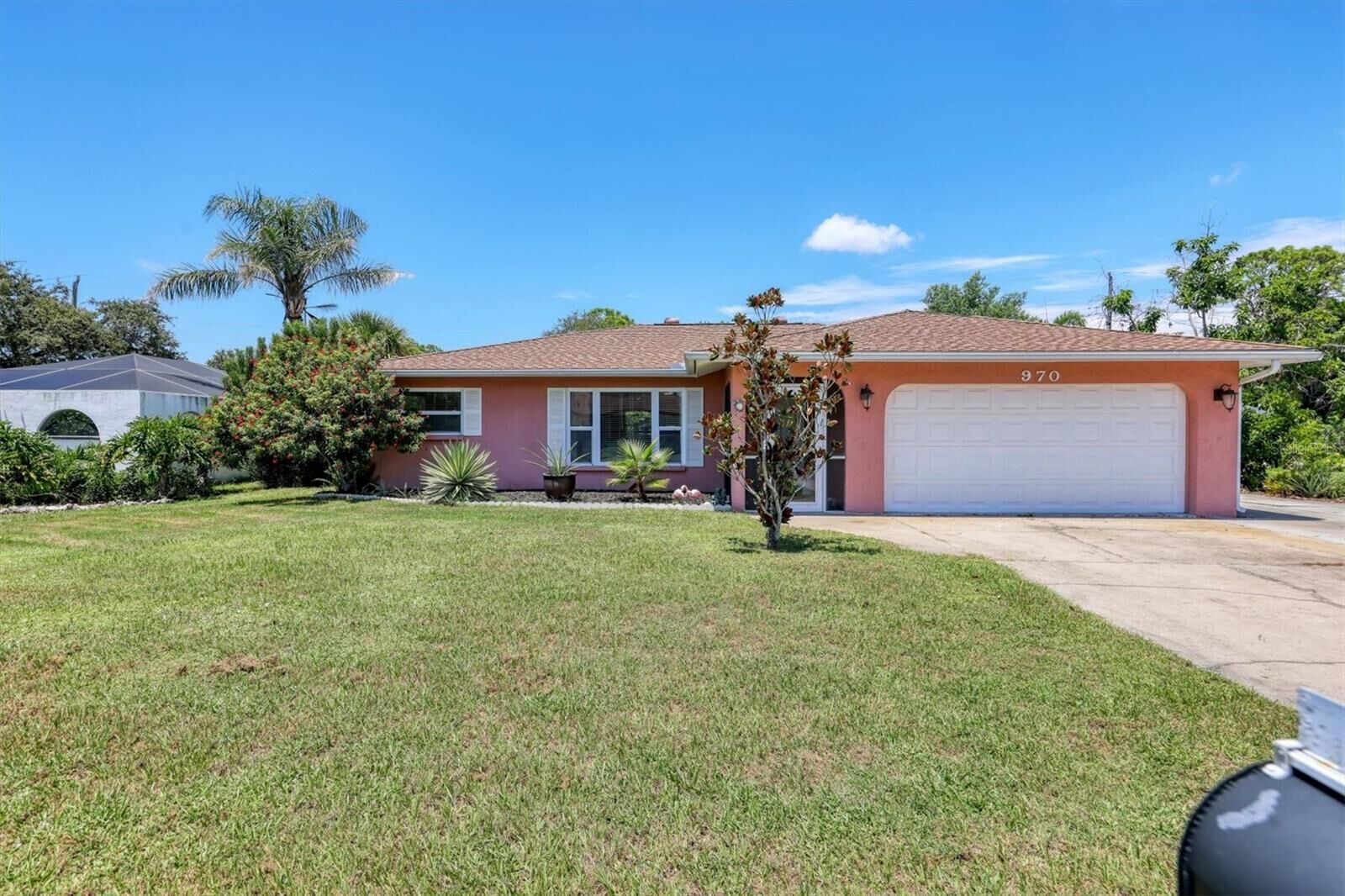 Property Photo: 970 Flamingo Road FL 34293