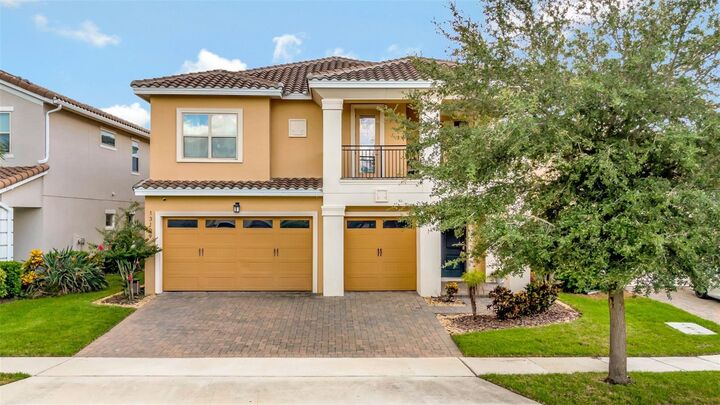 Property Photo: 13109 Stanthorne Avenue FL 32832