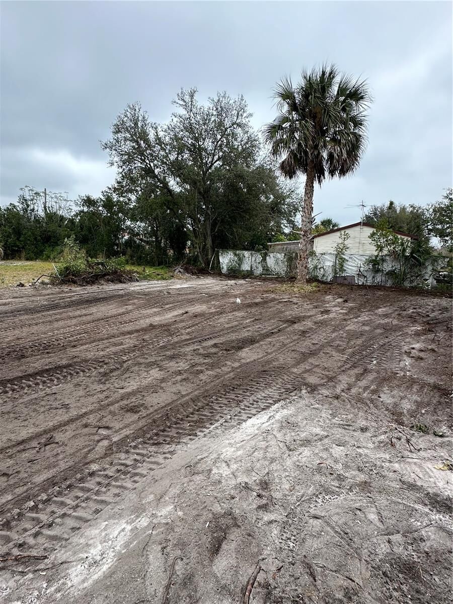 Property Photo:  2436 Edwin Street NE  FL 33881 