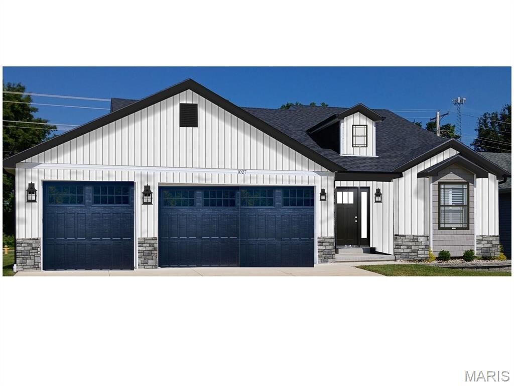 Property Photo: 5607 Katys Way MO 63050