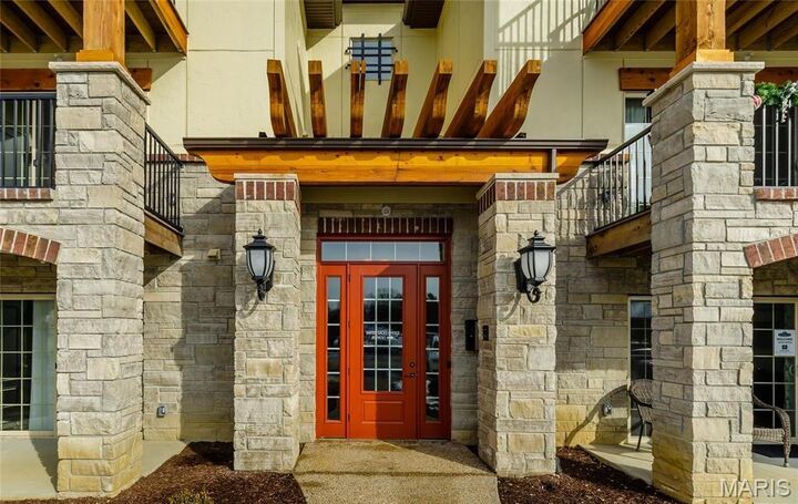 Property Photo: 332 Bordeaux Way MO 63376