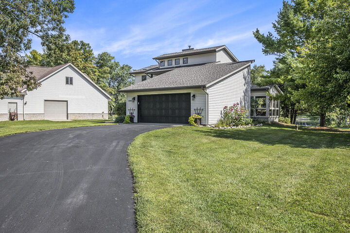 Property Photo: 10800 E Royal Road MI 49346