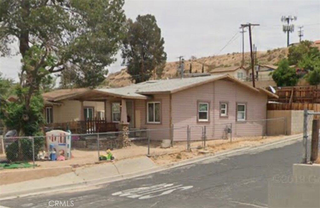 Property Photo:  15307 Hesperia Road  CA 92395 