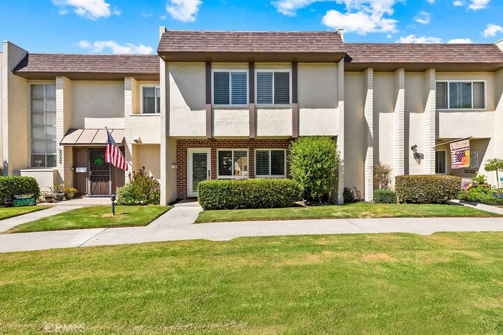 9736 Monte Carlo Circle  Huntington Beach CA 92646 photo