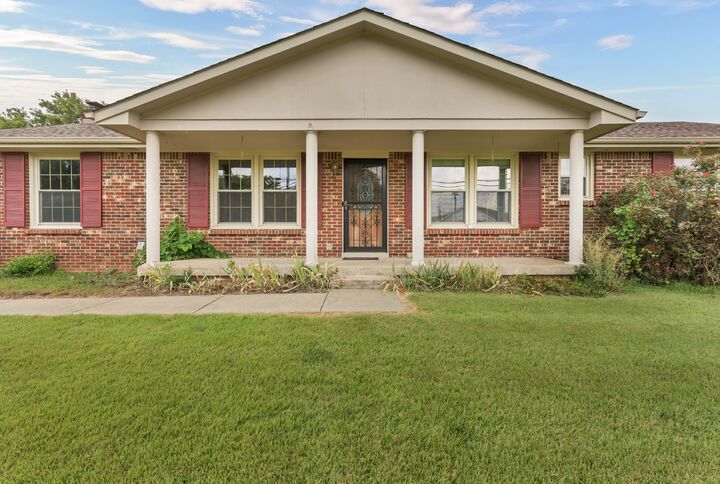 Property Photo: 1882 Old Trenton Rd TN 37040