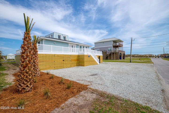 Property Photo: 304 Marina Way NC 28460