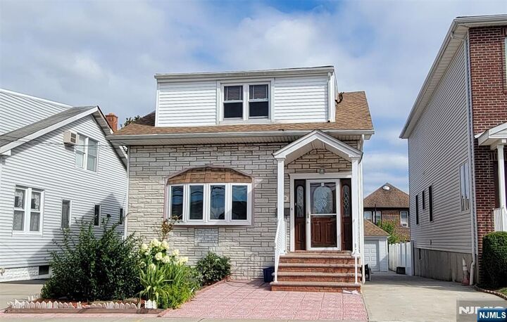 712 5th Street  Secaucus NJ 07094 photo