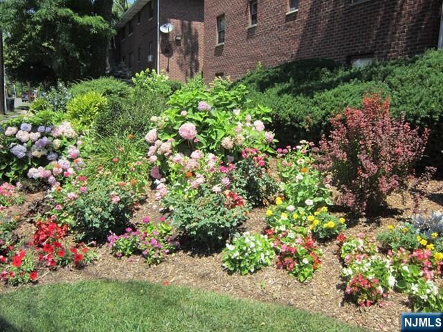 Property Photo:  303 Grand Avenue 8  NJ 07631 