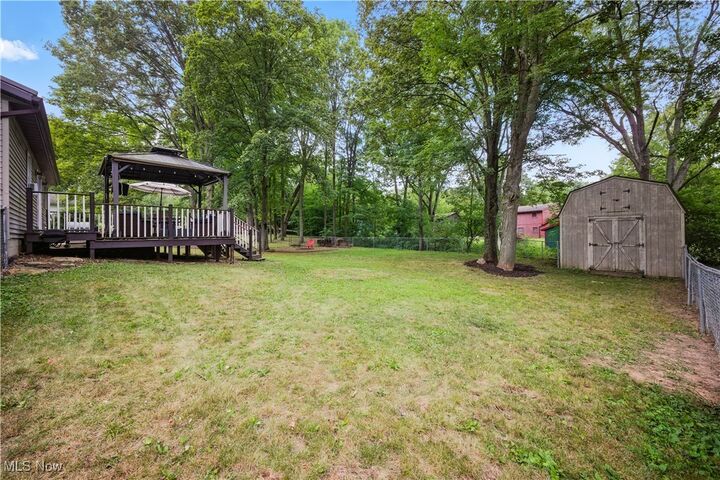 Property Photo: 46412 Dogwood Circle OH 44445