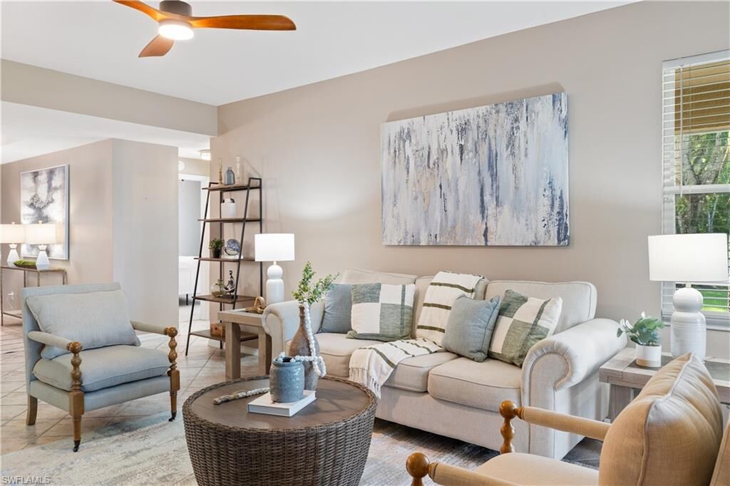 Property Photo:  6910 Huntington Lakes Cir 101  FL 34119 