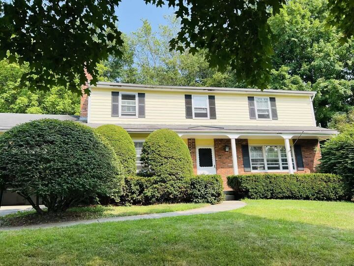 303 Pinehurst Drive  Shelburne VT 05482 photo