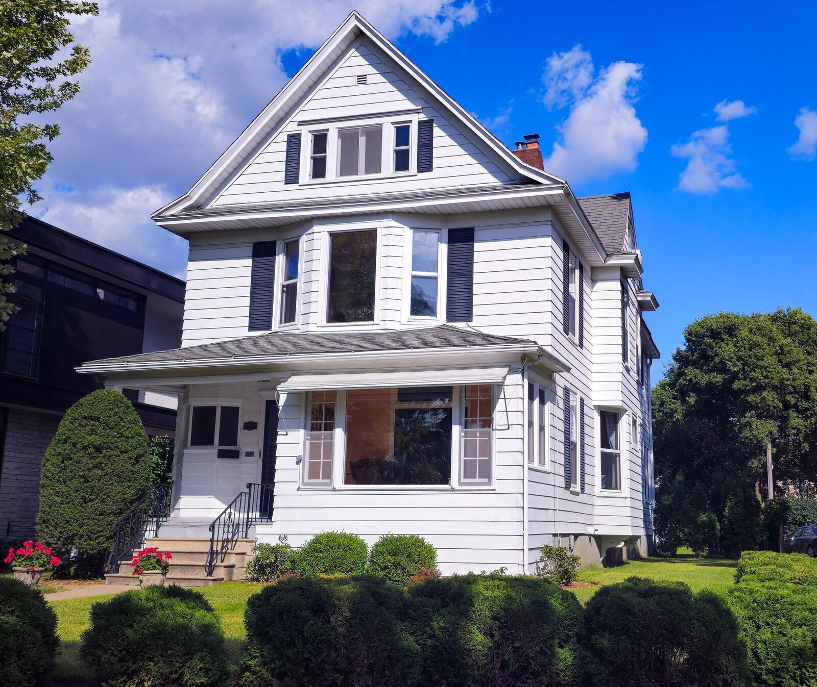 Property Photo: 3217 E Bde Maka Ska Parkway MN 55408