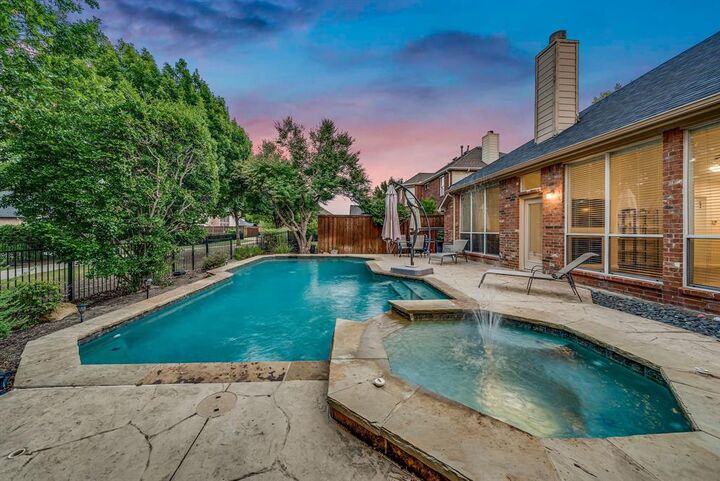 2524 Windgate Drive  Frisco TX 75033 photo