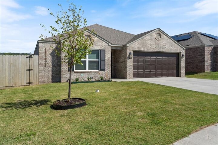 Property Photo: 5366 Sugarloaf Avenue AR 72764