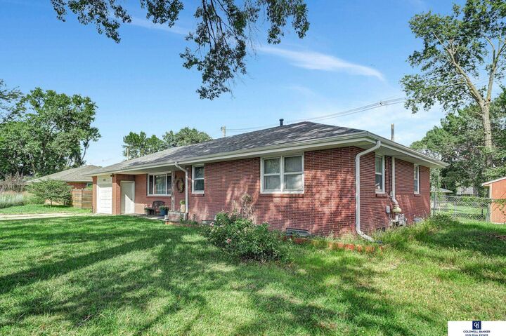 Property Photo:  1038 Fairlane Avenue  NE 68434 