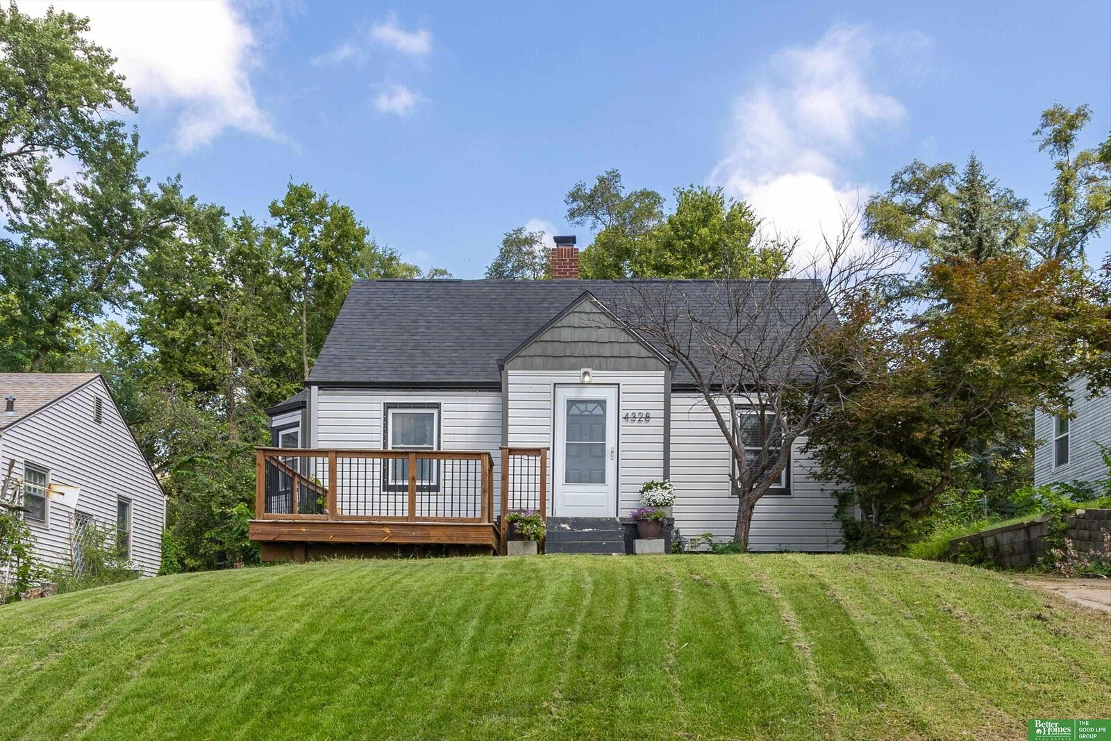 Property Photo:  4328 Larimore Avenue  NE 68111 