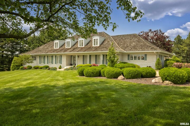Property Photo: 15866 Moellers Road IL 62959