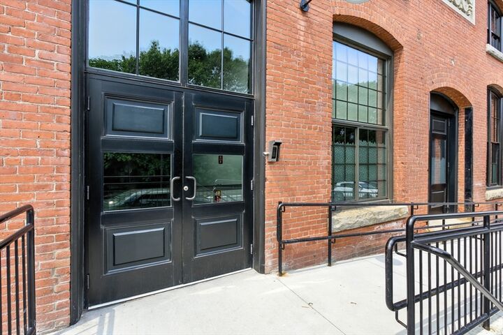 Property Photo: 55 Sterling St 314 MA 01510