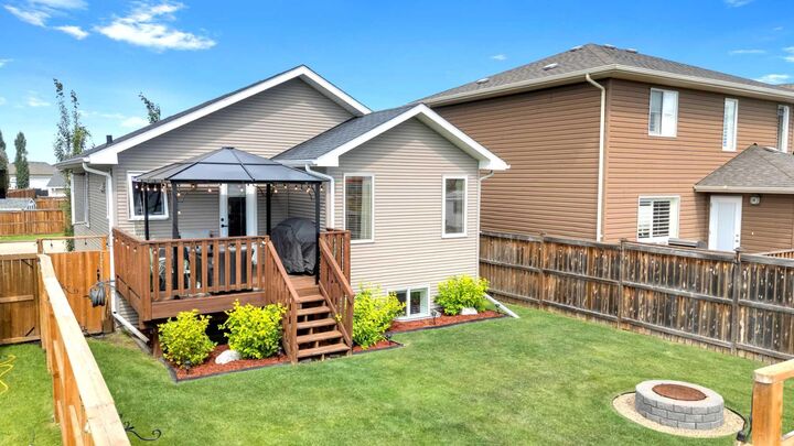 Property Photo: 69 Bowman Circle AB T4S 0H9