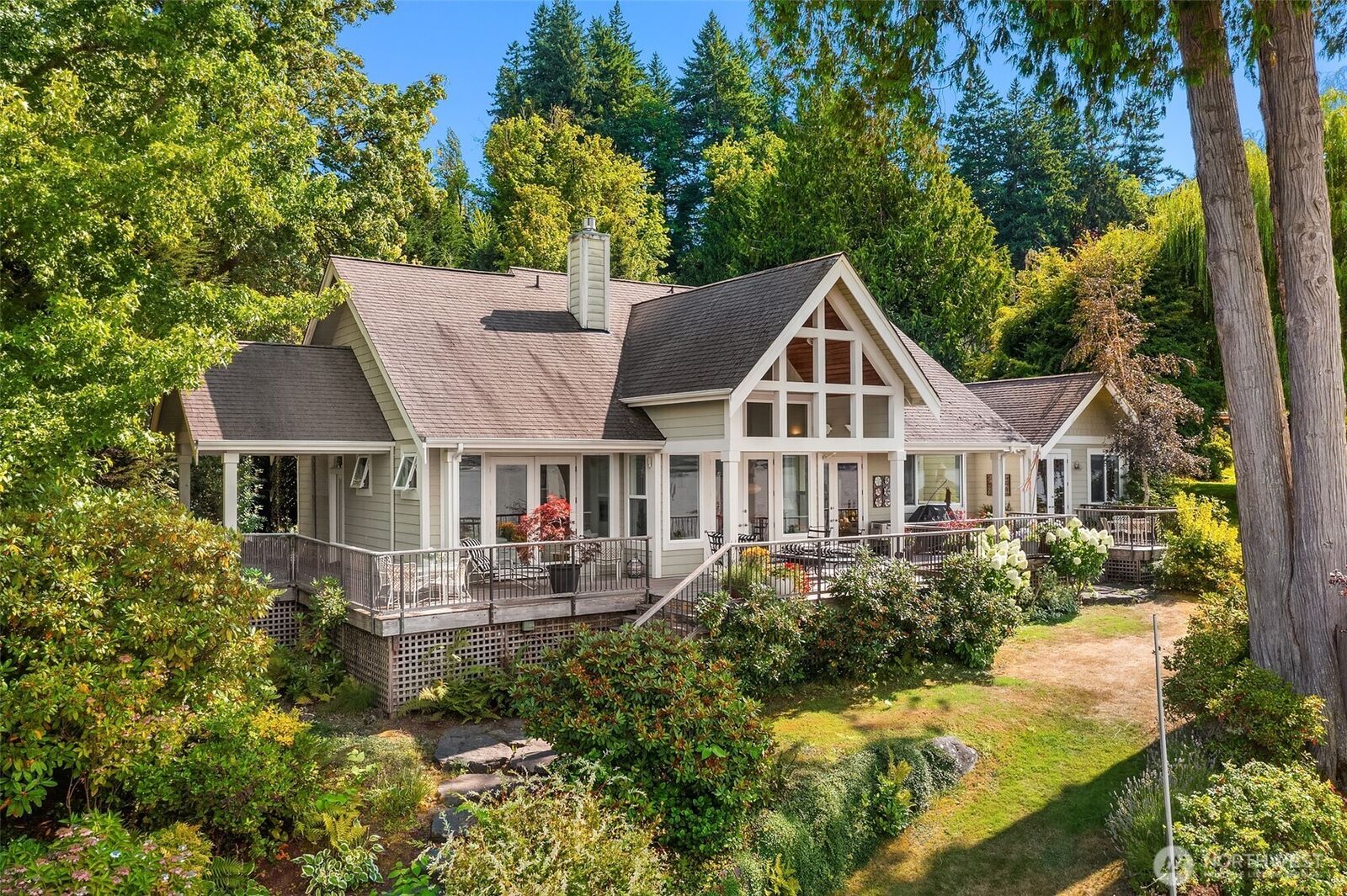 Property Photo: 7003 120th Street NW WA 98332