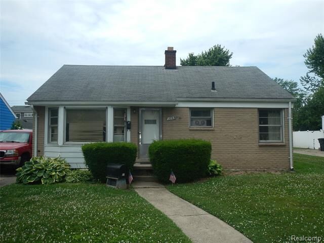 Property Photo: 2085 Gardner Avenue MI 48072