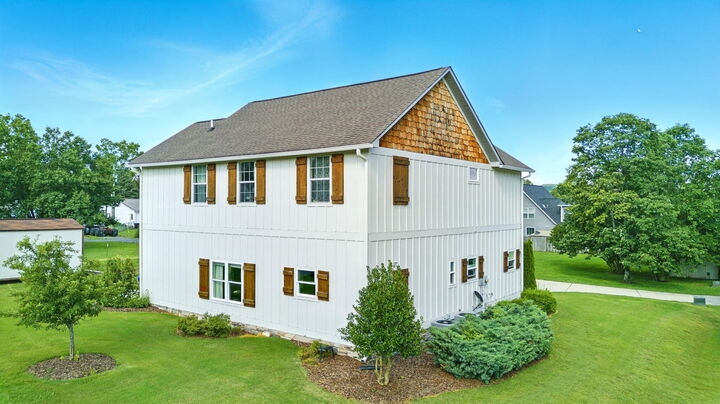 Property Photo: 2804 Old Freewill Road NW TN 37312