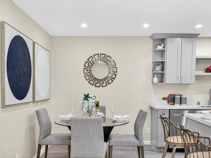 Property Photo: 380 Auburn Way 6 CA 95129