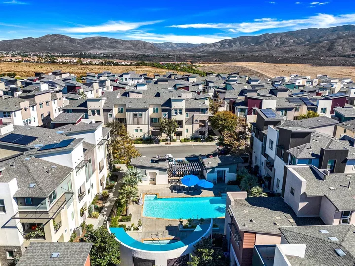 2275 Element Way 4  Chula Vista CA 91915 photo