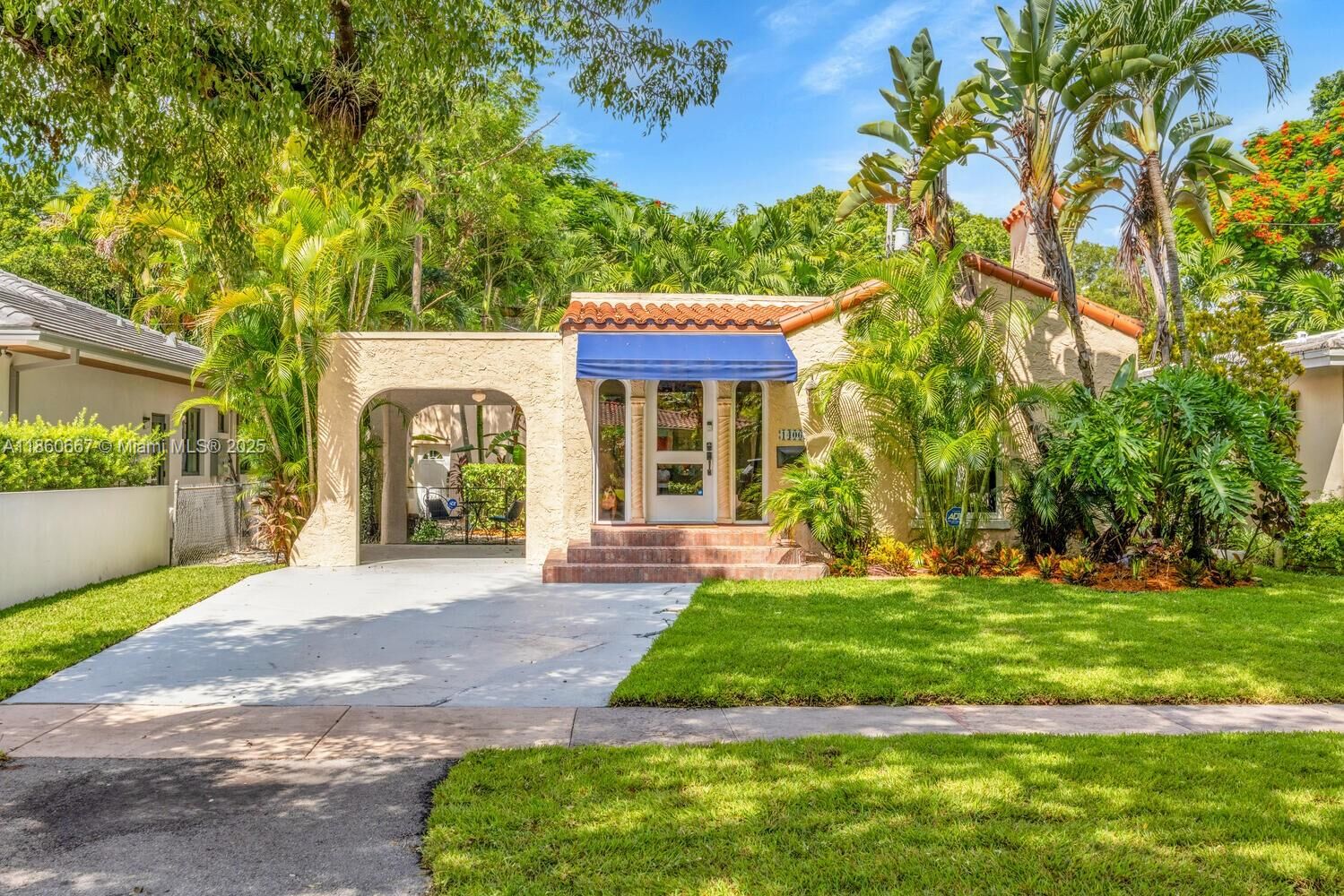Property Photo: 1406 Madrid St FL 33134