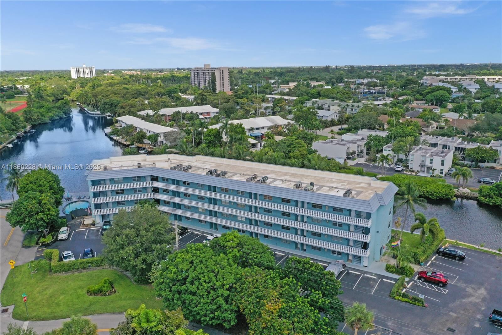 Property Photo: 801 NE 18th Ct 209 FL 33305