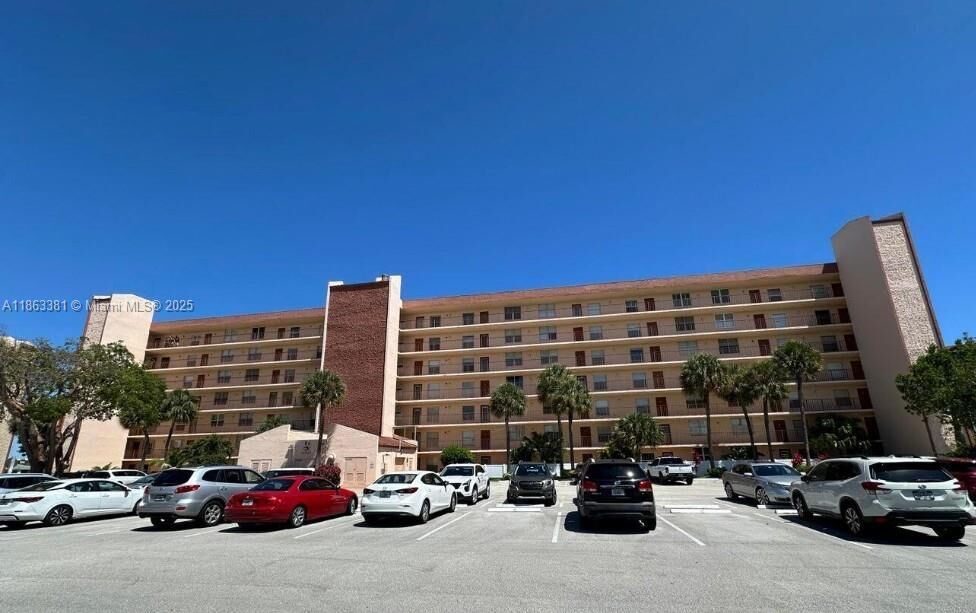 Property Photo:  14527 Bonaire Blvd 607  FL 33446 