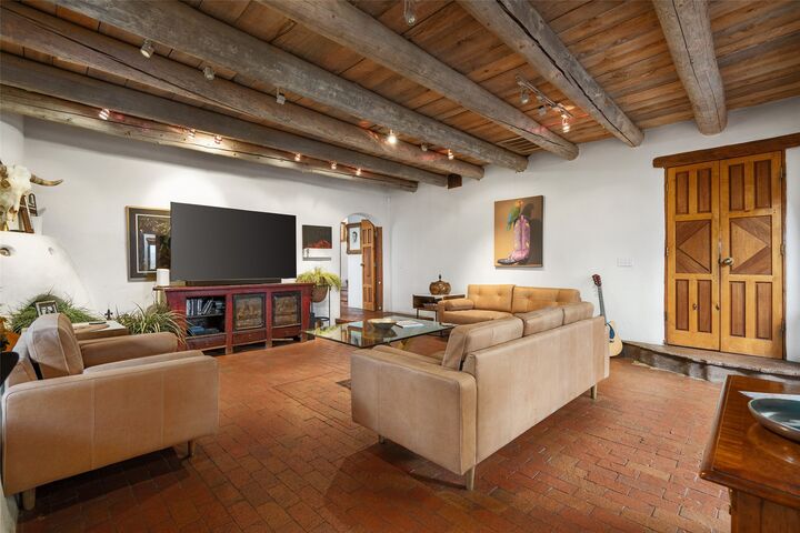 Property Photo:  106 Camino Espejo  NM 87507 