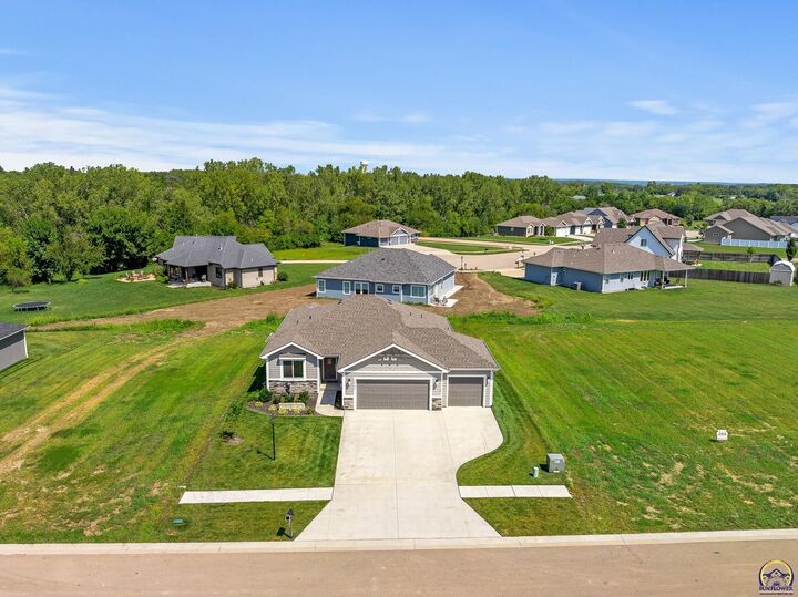 Property Photo: 7700 SW 24th Ter KS 66614
