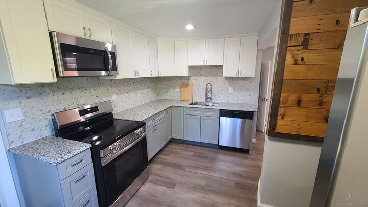 Property Photo: 15 Stock Place Street CT 06042