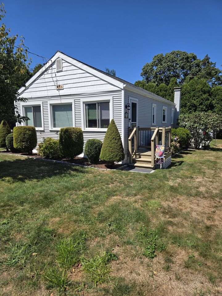 Property Photo: 10 Dorothy Road CT 06498