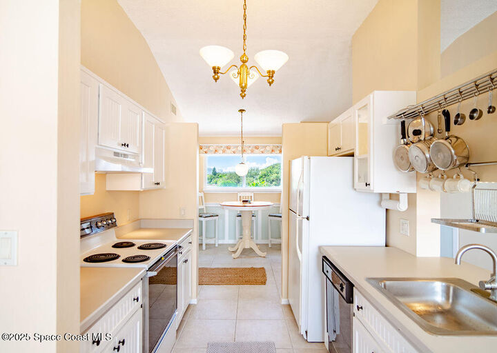 Property Photo:  646 Beach Park Lane  FL 32920 