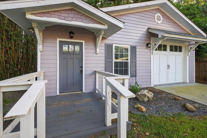 Property Photo: 1223 Mitchell Avenue FL 32303