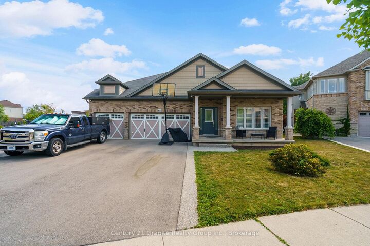 Property Photo: 66 Magnificent Way ON L0R 1C0