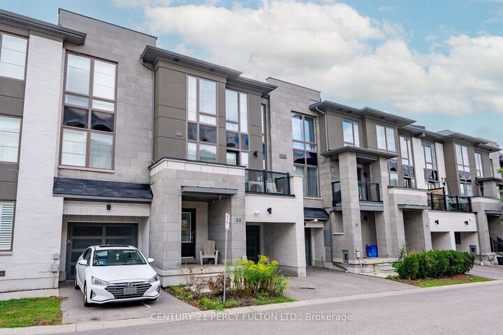 Photo de la propriété:  26 Pallock Hill Way  ON L1R 0N5 