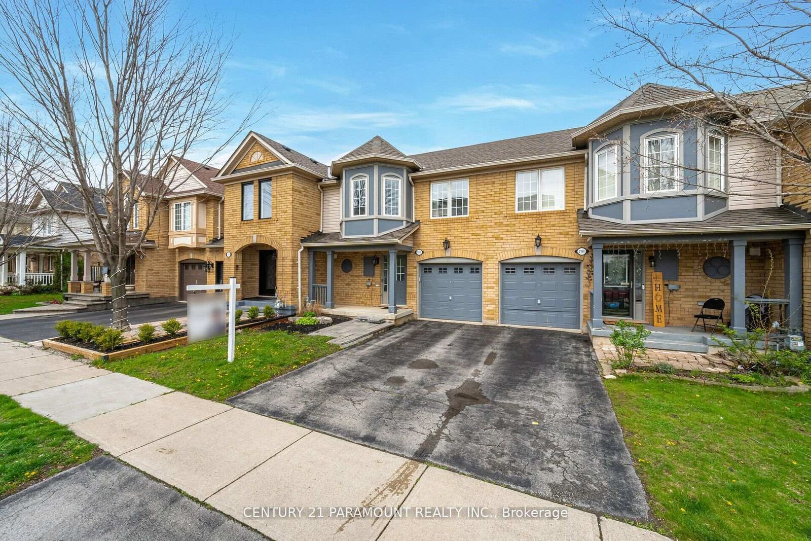 Photo de la propriété: 2159 Baronwood Drive ON L6M 4S4