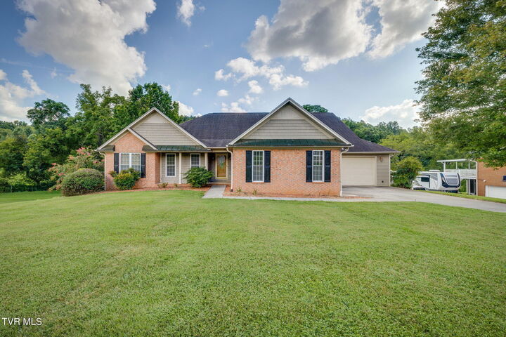 1031 Hickory View Drive  Morristown TN 37814 photo