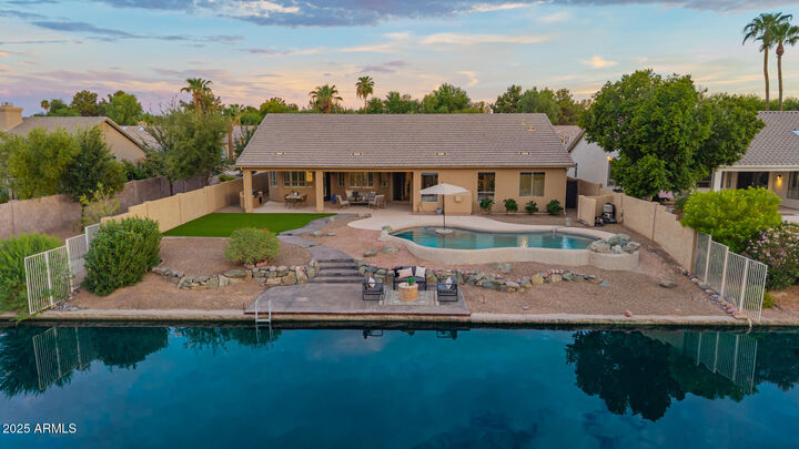 804 W Beechnut Drive  Chandler AZ 85248 photo