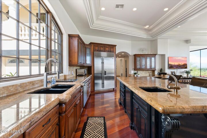 Property Photo: 6827 N Highlands Drive AZ 85253