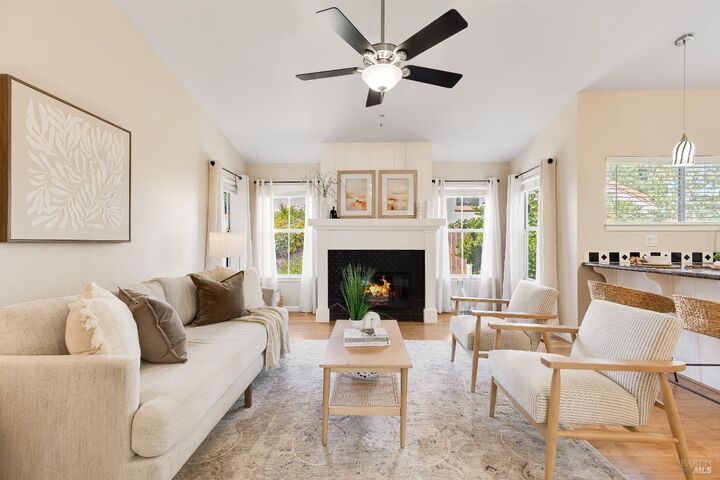 Property Photo:  755 Oak Hollow Avenue  CA 95687 