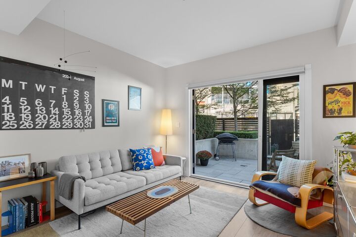 Property Photo: 3439 Porter Street BC V5N 4H2