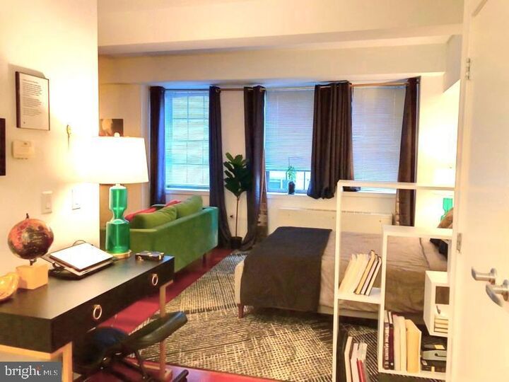 Property Photo:  219 S 18th Street 29 404  PA 19103 